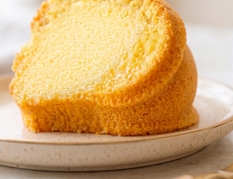 Small Lemon Bundt